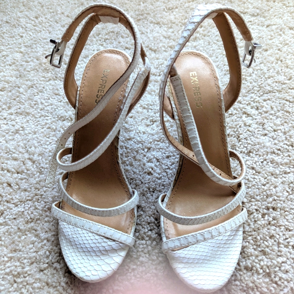 Express High Heel Shoes. Size 6.5